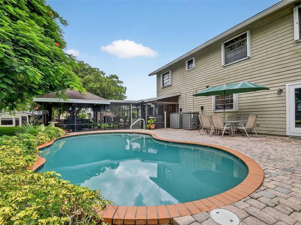 9435 El Paso Dr, Lake Worth FL 33467