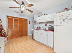 13430 SW 25th St, Miami FL 33175