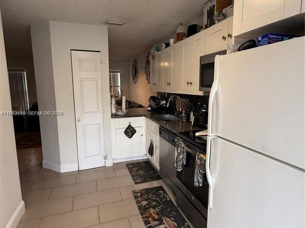 20305 NW 27th Ct, Miami Gardens FL 33056