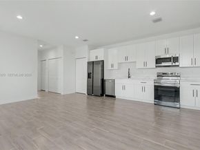 6140 SW 39th St, Miramar FL 33023
