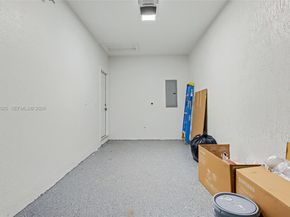 6140 SW 39th St, Miramar FL 33023
