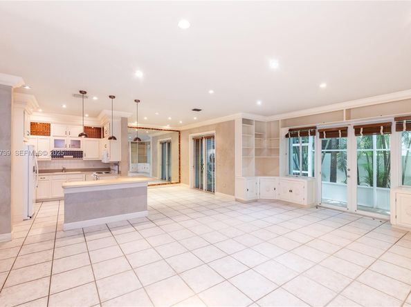 602 Malaga Ave B, Coral Gables FL 33134