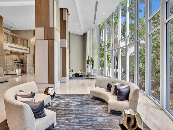 21200 Point Pl 1503, Aventura FL 33180