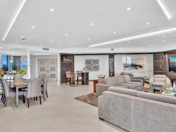 21200 Point Pl 1503, Aventura FL 33180