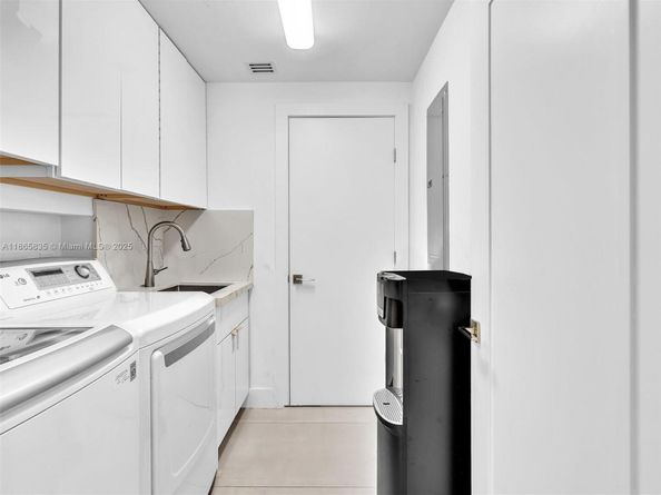 21200 Point Pl 1503, Aventura FL 33180