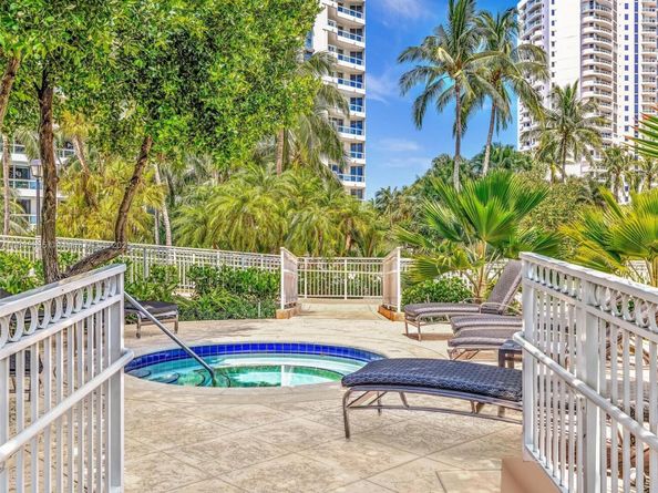 21200 Point Pl 1503, Aventura FL 33180