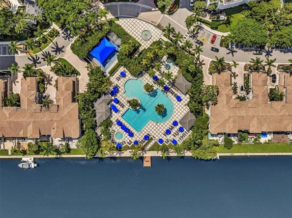 21200 Point Pl 1503, Aventura FL 33180