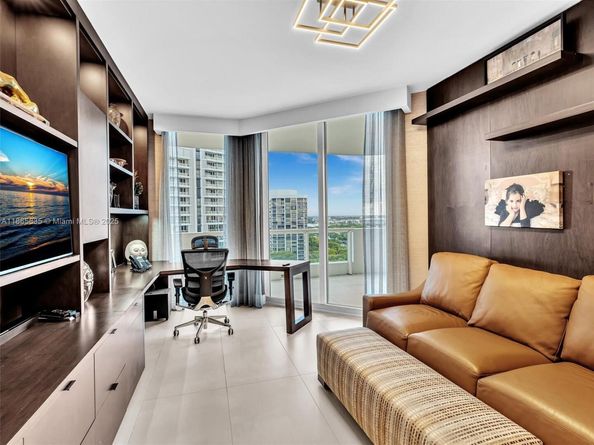 21200 Point Pl 1503, Aventura FL 33180