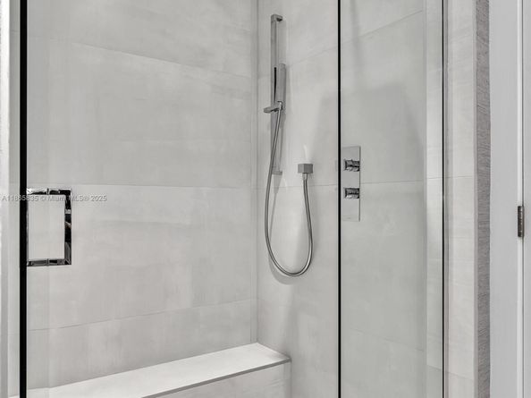 21200 Point Pl 1503, Aventura FL 33180