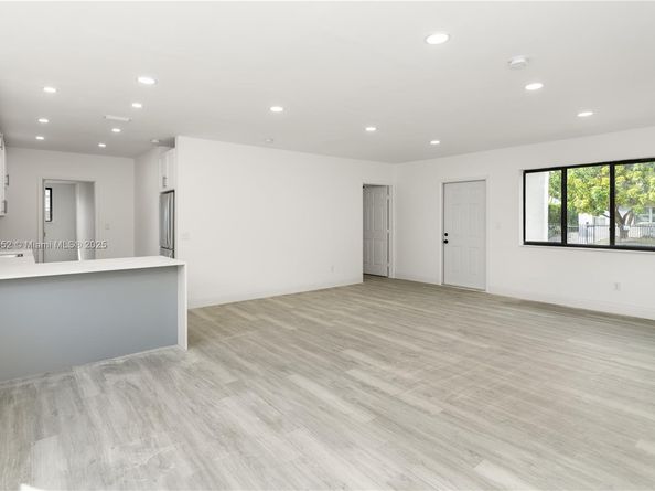 11532 SW 136th Ter, Miami FL 33176