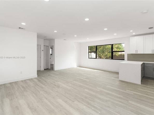 11532 SW 136th Ter, Miami FL 33176