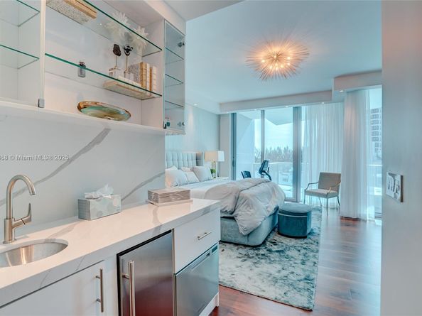 701 N Fort Lauderdale Beach Boulevard 405, Fort Lauderdale FL 33304