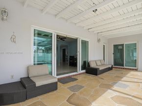 5518 Mckinley St, Hollywood FL 33021