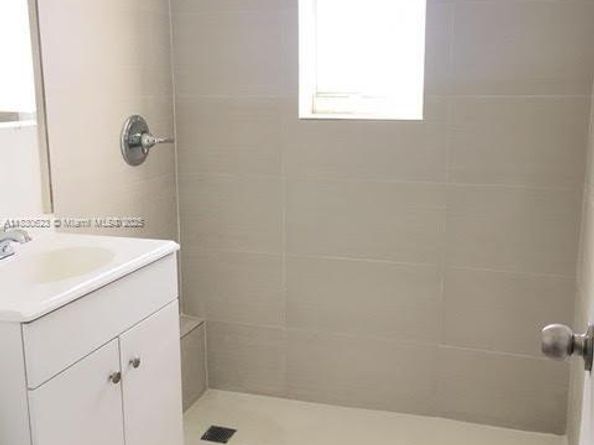 342 NW 84th Ter 342, Miami FL 33150