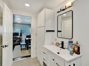 11201 SW 55th St Lot E43, Miramar FL 33025