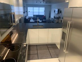 2326 S Cypress Bend Dr 221, Pompano Beach FL 33069