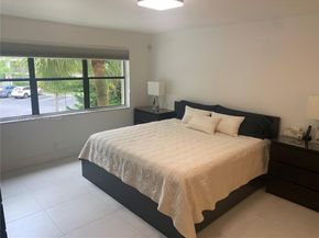 2326 S Cypress Bend Dr 221, Pompano Beach FL 33069