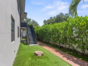 1215 E Broward Blvd, Fort Lauderdale FL 33301