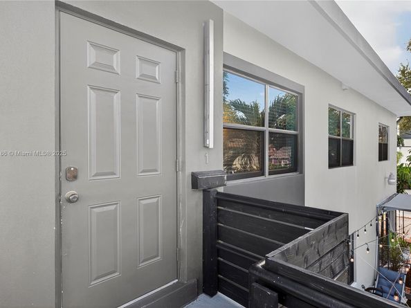 1215 E Broward Blvd, Fort Lauderdale FL 33301