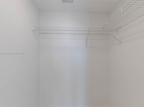 335 S Biscayne Blvd 1012, Miami FL 33131