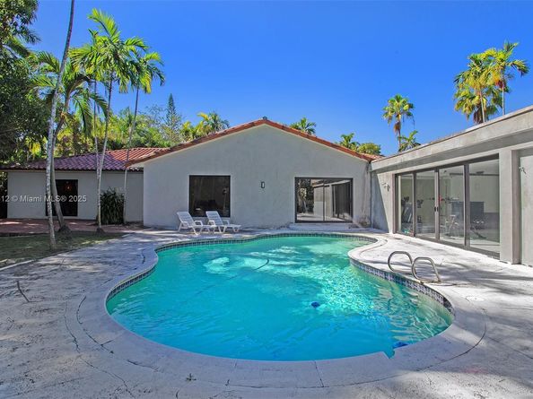 14135 N Miami Ave, Miami FL 33168