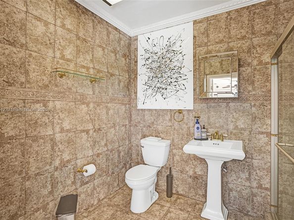 14135 N Miami Ave, Miami FL 33168