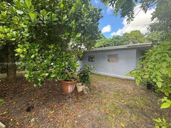 11020 SW 179th St, Miami FL 33157