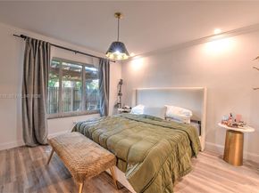 110 N 16th Ave, Hollywood FL 33020