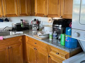 383 E 4th Ave 8, Hialeah FL 33010