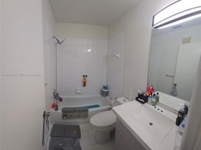 12140 SW 4th St, Pembroke Pines FL 33025