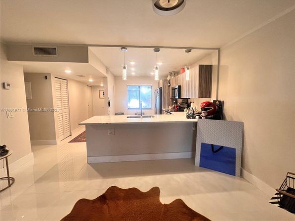 16531 Blatt Blvd 103, Weston FL 33326