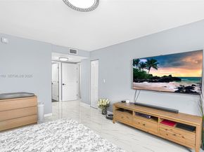 605 Ives Dairy Rd 3057, Miami FL 33179