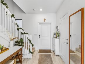 544 NE 206th Ln, Miami FL 33179