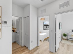 544 NE 206th Ln, Miami FL 33179