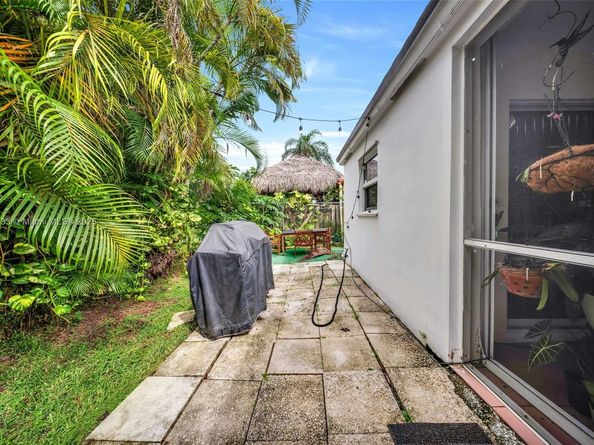 15450 SW 143rd Ave, Miami FL 33177