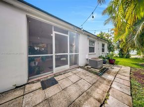 15450 SW 143rd Ave, Miami FL 33177
