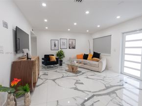 2840-2842 NW 13th St, Miami FL 33125