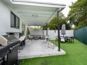 2840-2842 NW 13th St, Miami FL 33125