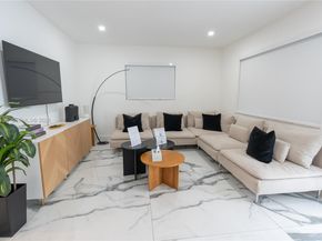 2840-2842 NW 13th St, Miami FL 33125