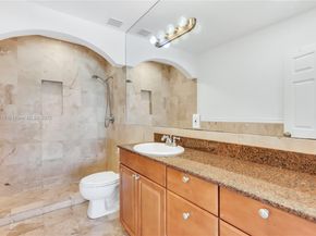 1016 71st St 201, Miami Beach FL 33141