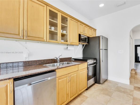 1016 71st St 201, Miami Beach FL 33141