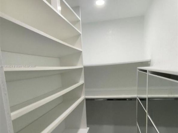 5404 NW 200th rd, Miami Gardens FL 33055