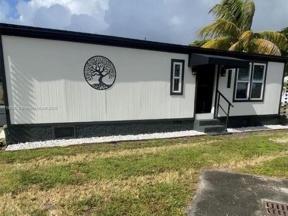 5404 NW 200th rd, Miami Gardens FL 33055