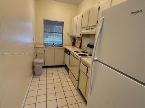 4702 Satinwood Trl, Coconut Creek FL 33063