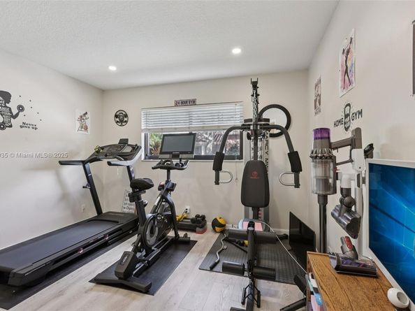 4702 Satinwood Trl, Coconut Creek FL 33063