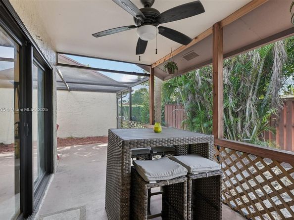 4702 Satinwood Trl, Coconut Creek FL 33063