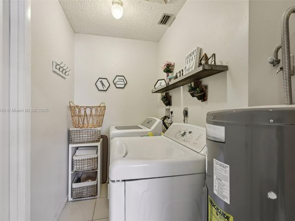 4702 Satinwood Trl, Coconut Creek FL 33063