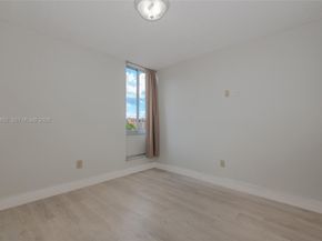 9150 Fontainebleau Blvd 402, Miami FL 33172