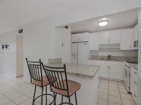 9150 Fontainebleau Blvd 402, Miami FL 33172