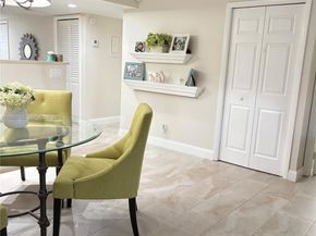 437 Lakeview Dr 104, Weston FL 33326